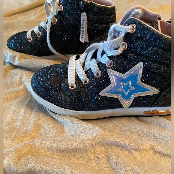 SKECHERS Girl Sparkly Black High-Top Sneakers Size 3 - Picture 3 of 6